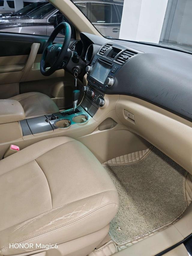 TOYOTA HIGHLANDER 2012 2.7L 2WD 5-Seater Elite Version