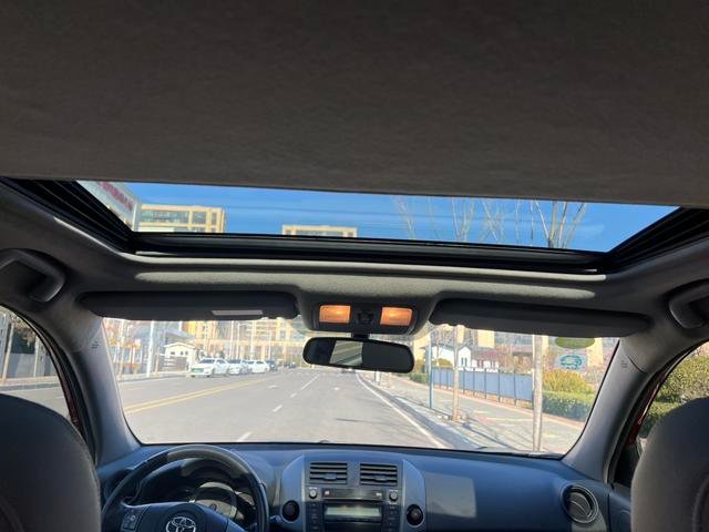 TOYOTA RAV4 2009 2.0L Automatic Premium Version