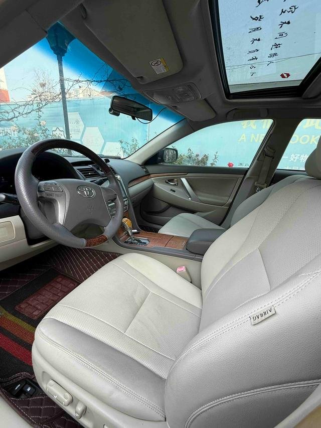 TOYOTA CAMRY 2012 2.0L Classic Premium Version