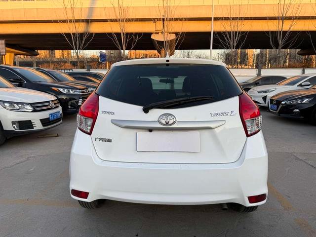 TOYOTA YARIS L 2015 1.5L Automatic Attractive Version