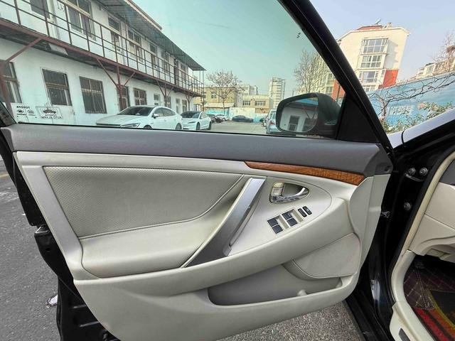 TOYOTA CAMRY 2012 2.0L Classic Premium Version