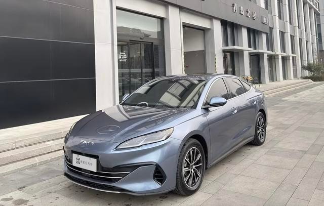 BYD Seal 06 DM-i 2024 120KM Premium Honor Model
