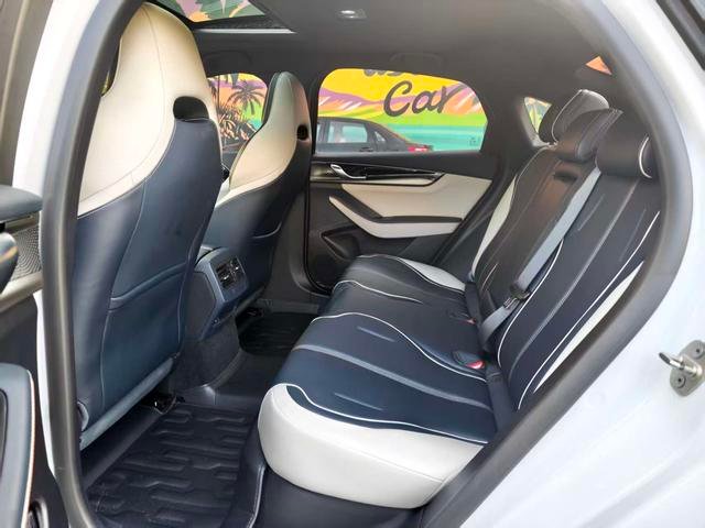 BYD Qin PLUS DM-i 2021 55KM Flagship