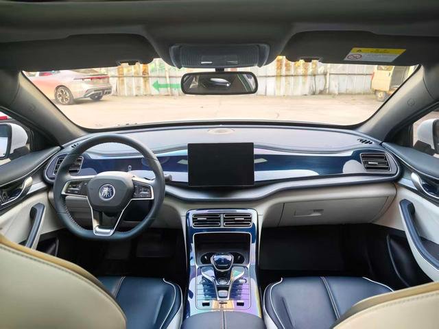 BYD Qin PLUS DM-i 2021 55KM Flagship