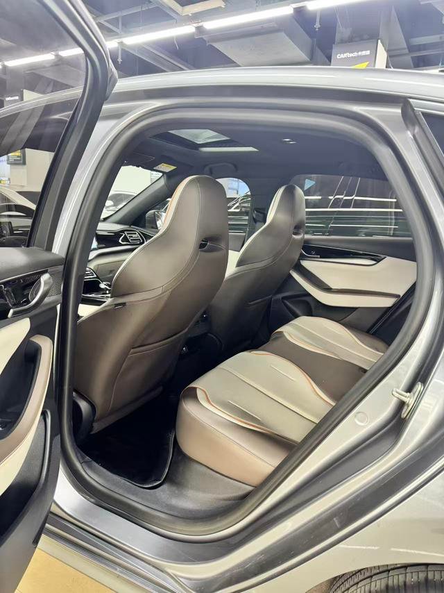 BYD Qin PLUS DM-i 2023 Champion Edition 120KM Excellence Model