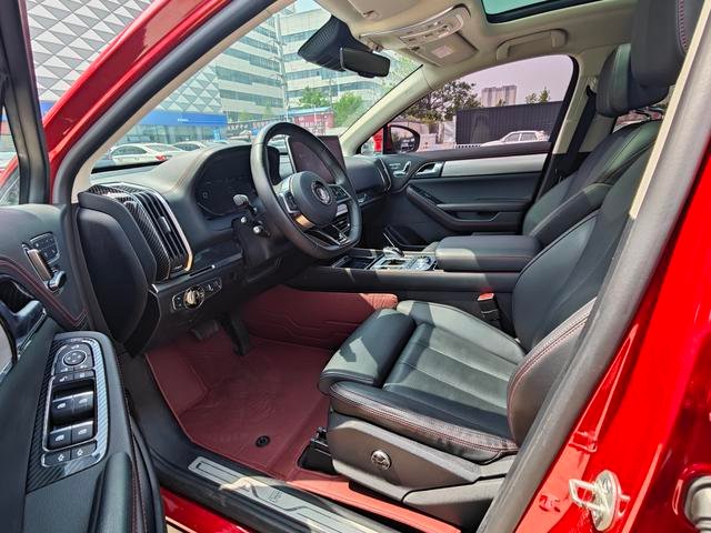 BYD Tang DM 2018 2.0T Full-Time 4WD Intelligent Connectivity Chuangshi Edition 7-Seater National V