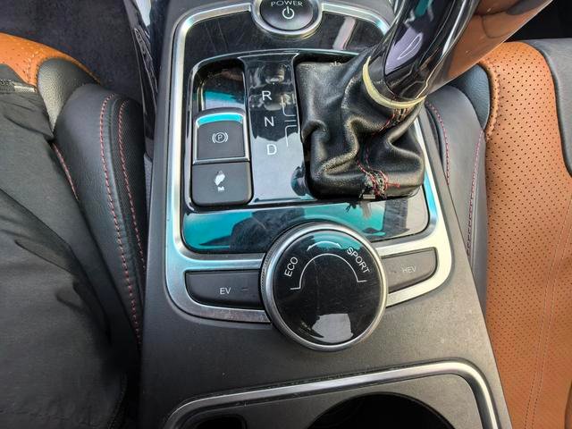 BYD Qin DM 2015 1.5T Dual Crown Flagship Plus Edition