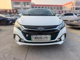 BYD Qin DM 2015 1.5T Dual Crown Flagship Plus Edition