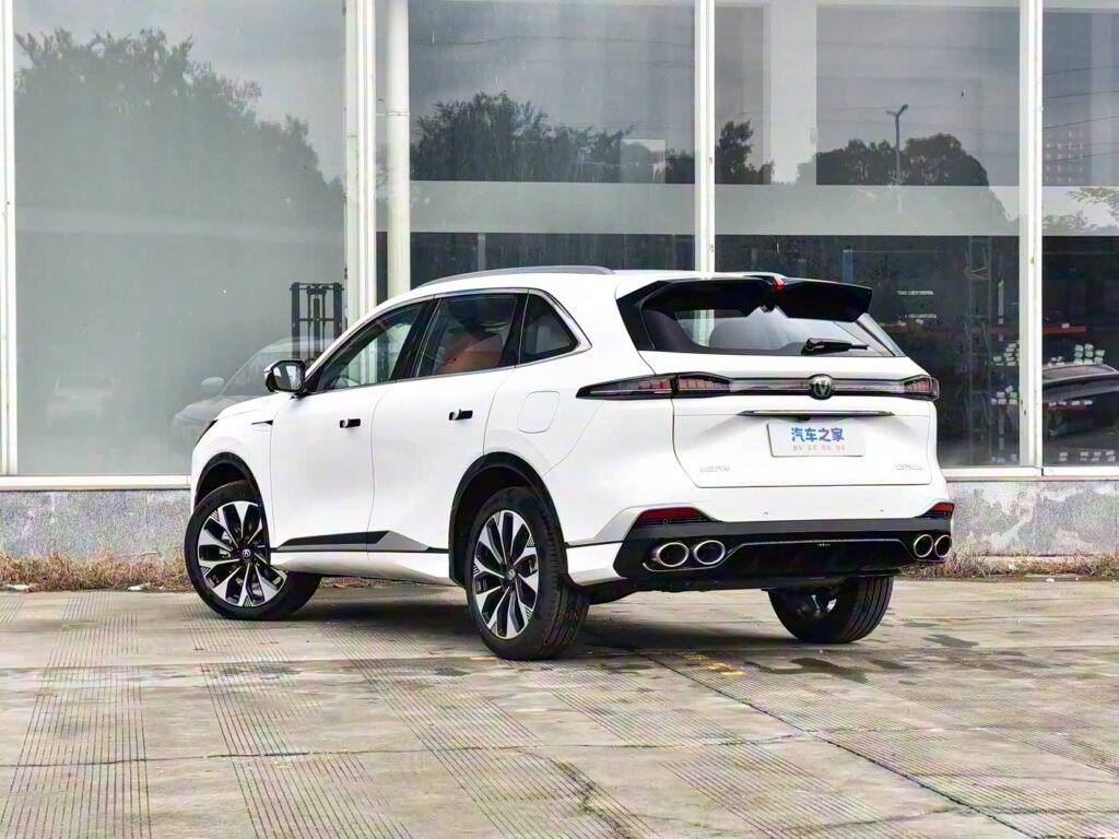 CHANGAN CS75 PLUS 2.0T NEW BLUE WHALE POWERFUL EDITION