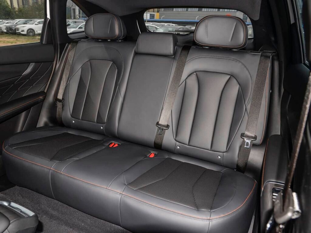 CHANGAN CS75 PLUS 1.5T NEW BLUE WHALE INTELLIGENT JOY EDITION