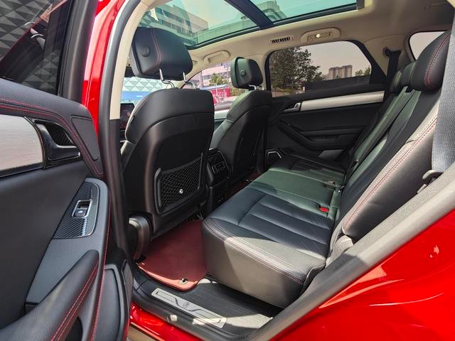 BYD Tang DM 2018 2.0T Full-Time 4WD Intelligent Connectivity Chuangshi Edition 7-Seater National V