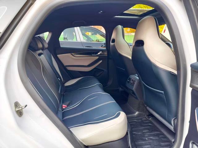 BYD Qin PLUS DM-i 2021 55KM Flagship