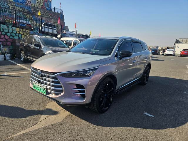 BYD Tang DM 2018 2.0T Full-Time 4WD Intelligent Connectivity Chuangyue Edition 7-Seater National V