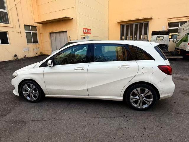 Mercedes-Benz B-Class 2016 B-200 Luxury Edition