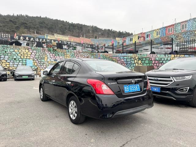 Nissan Sunny 2015 1.5XE CVT Comfort Edition