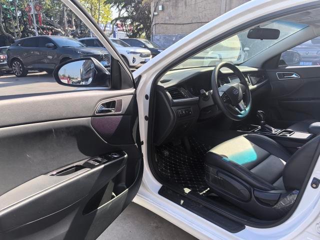 HYUNDAI Mistra 2019 1.8L Automatic Intelligent Type GLS