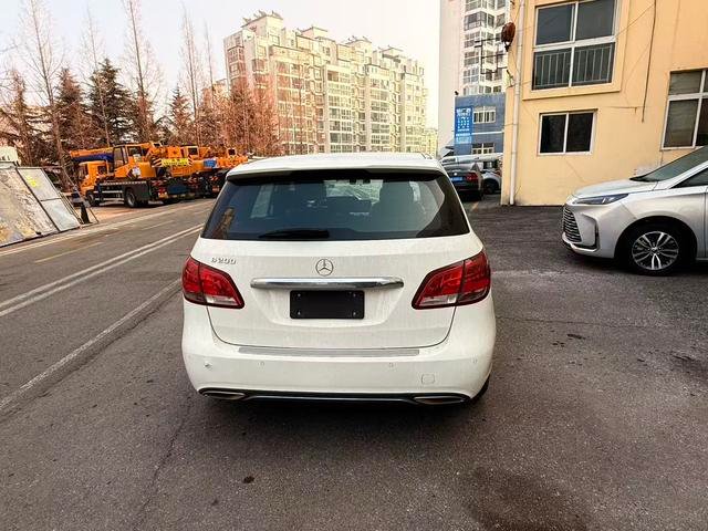 Mercedes-Benz B-Class 2016 B-200 Luxury Edition