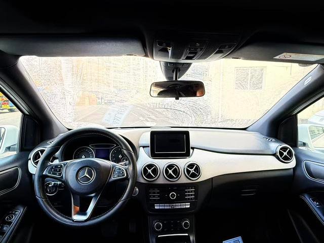 Mercedes-Benz B-Class 2016 B-200 Luxury Edition