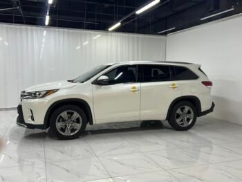 Highlander 2018 Model 2.0T 4WD Luxury Edition 7-Seater National V