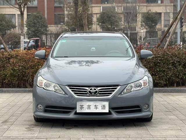 Toyota Reiz 2010 2.5V