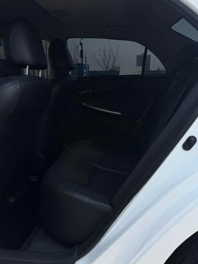 Toyota Corolla 2013 1.6L AT