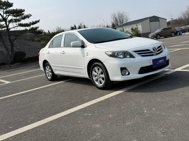 Toyota Corolla 2013 1.6L AT
