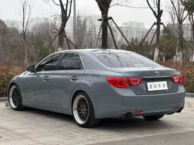 Toyota Reiz 2010 2.5V