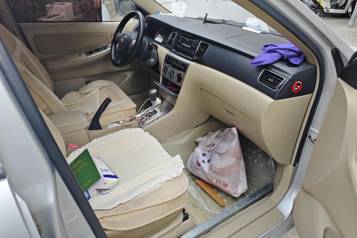 Toyota Corolla 2013 1.6L AT