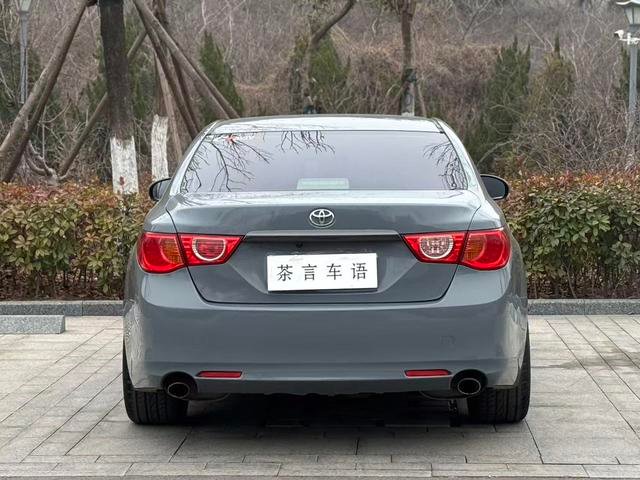 Toyota Reiz 2010 2.5V