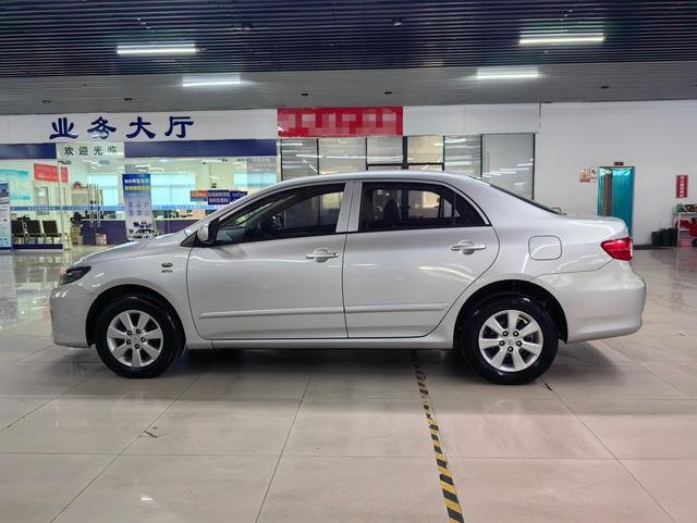 Pre-owned 2014 Corolla Special Edition export to Ghana