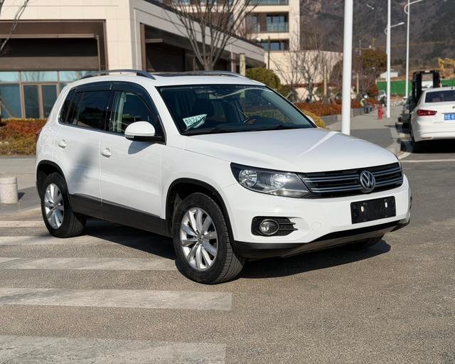 Tiguan 2015 2.0TSI Comfortline