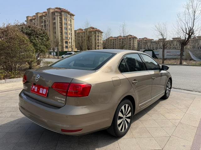 Sagitar 2017 180TSI Automatic Premium Edition