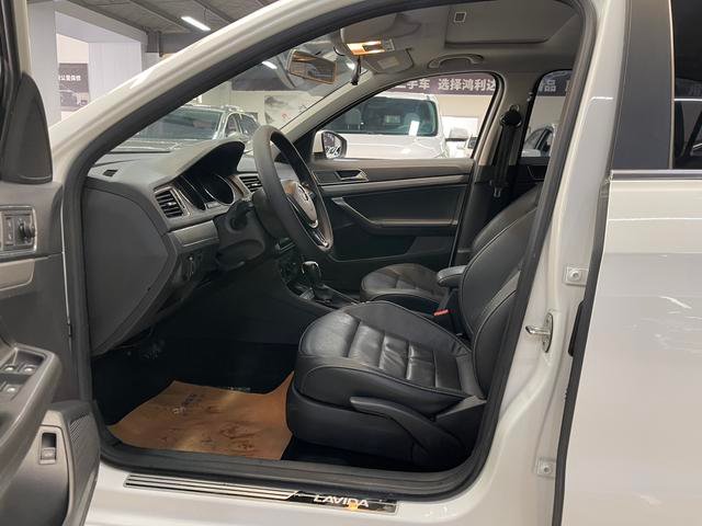 Lavida 2017 1.6L Automatic Trendline