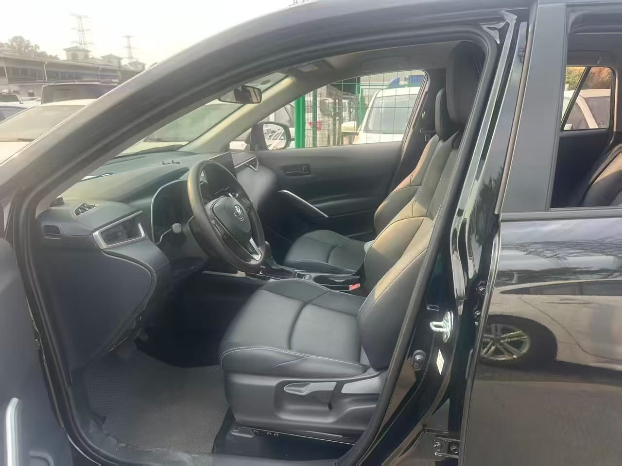 2025 Toyota Frontlander (Corolla Cross) 2.0T CVT