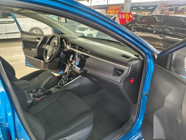 Used 2016 Corolla Hybrid export to Cameroon