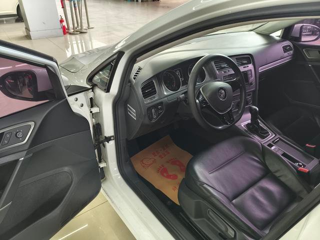 Golf 2016 230TSI Automatic Comfortline