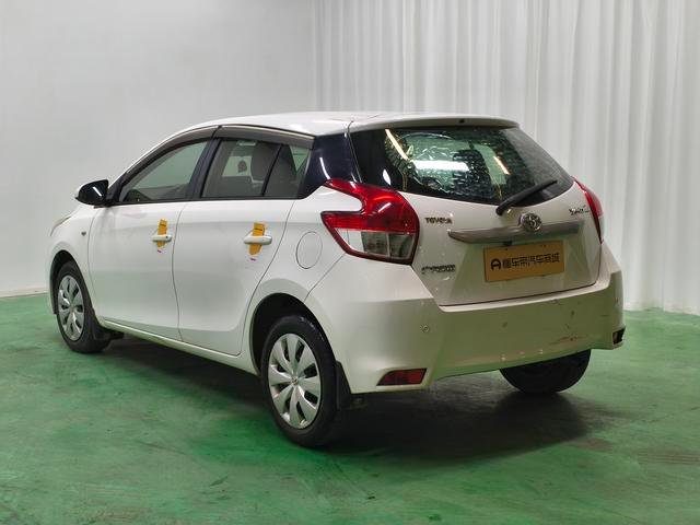 ToyotaYARIS L 2015 1.5E Automatic Charm Edition