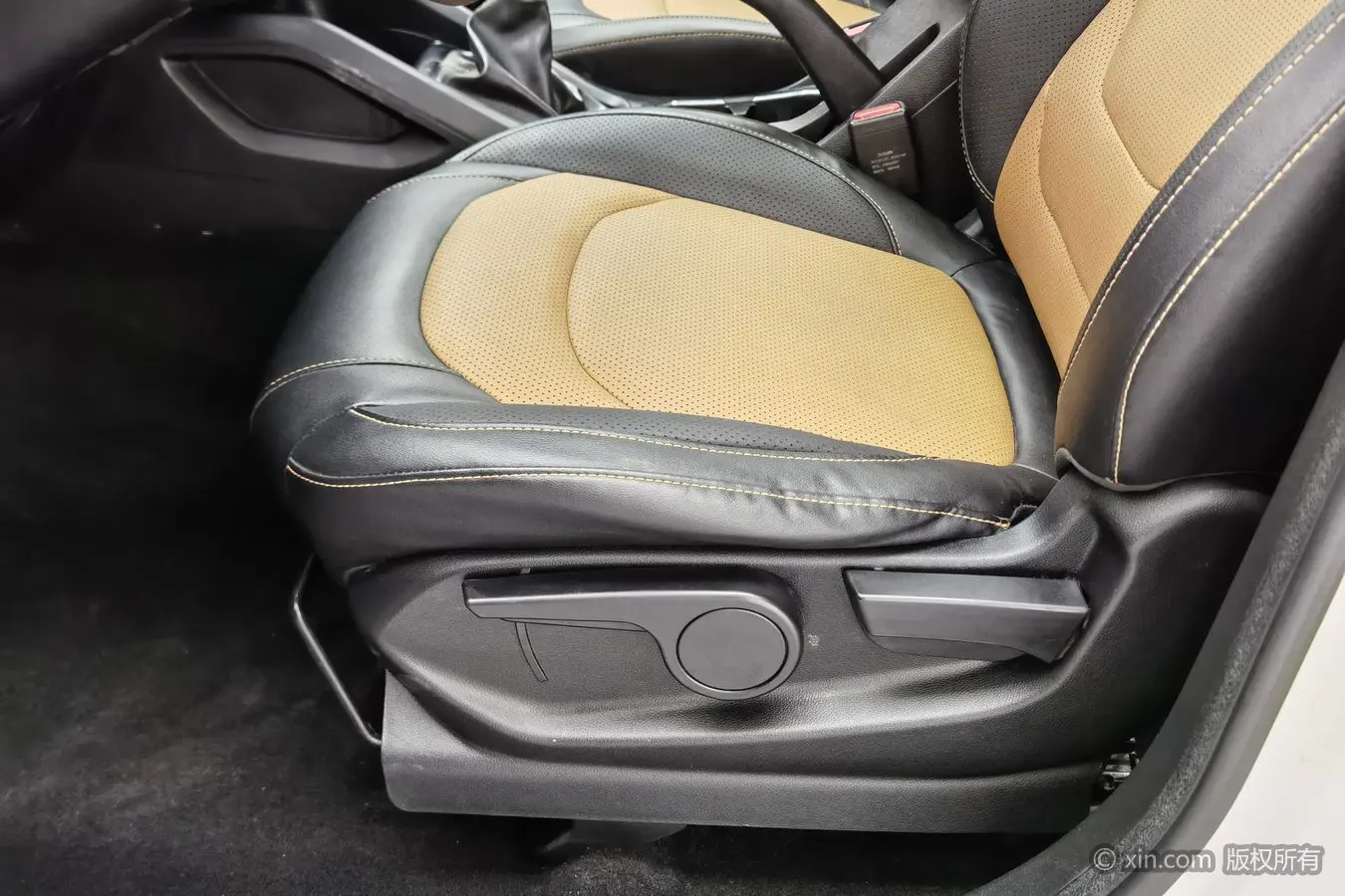 Hongguang S3 2018 1.5T MT Luxury