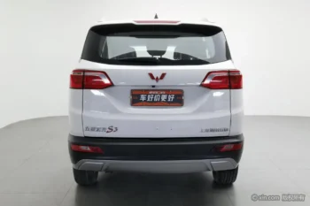 Hongguang S3 2018 1.5T MT Luxury