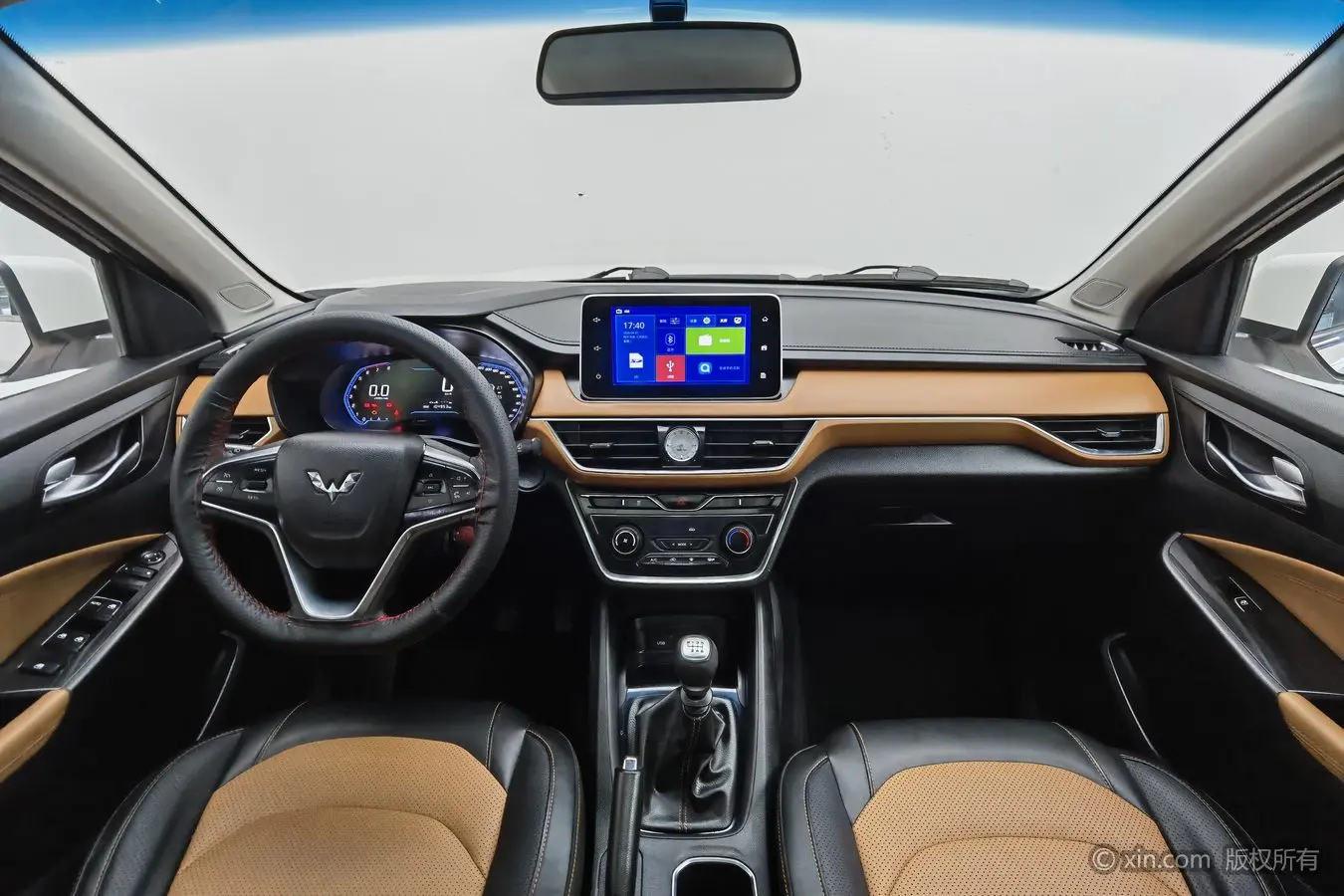Hongguang S3 2018 1.5T MT Luxury