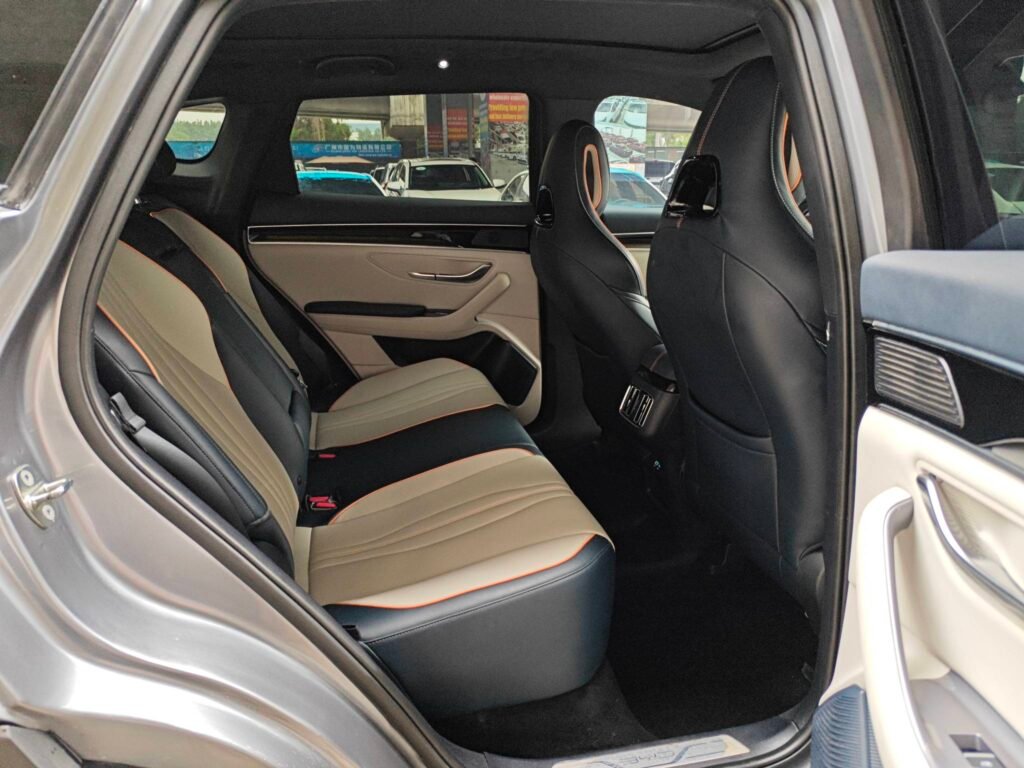 Used BYD SONG PLus DM-i 150km Export in Batch